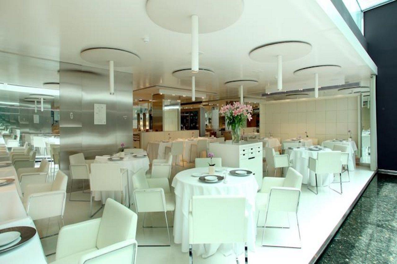 Hotel Arconte (Adults Only) Barcelona Restoran gambar